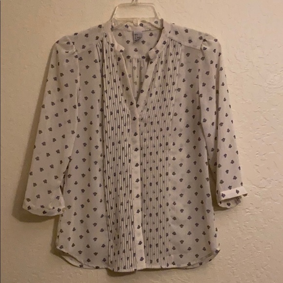 Gorgeous cream sheer blouse - Picture 1 of 6